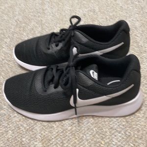 Nike Shoes black size 7